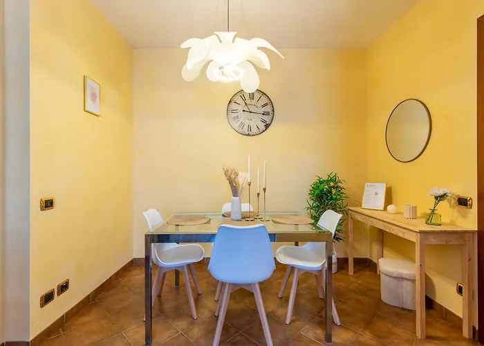 Apartment Ubaldi - 2 Stops From San Pietro